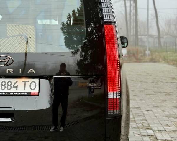 Чорний Хендай Staria, об'ємом двигуна 2.2 л та пробігом 8 тис. км за 59500 $, фото 15 на Automoto.ua