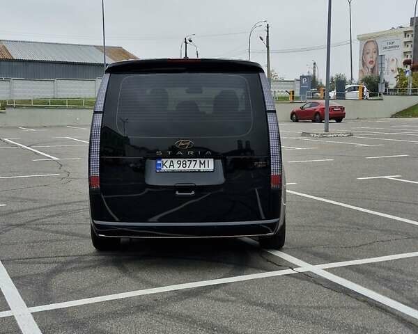 Хендай Staria 2023 у Києві на Automoto.ua Чорний Хендай Staria, об'ємом двигуна 2.2 л та пробігом 35 тис. км за 57000 $, фото 6 на Automoto.ua