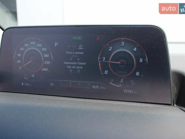 Черный Хендай Staria, объемом двигателя 2.2 л и пробегом 72 тыс. км за 45323 $, фото 20 на Automoto.ua