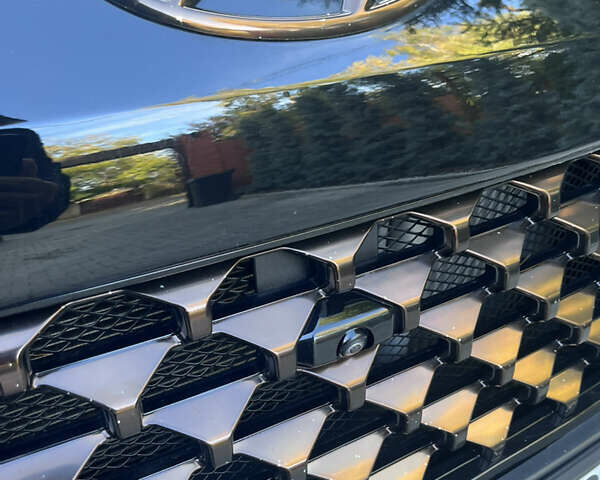 Черный Хендай Staria, объемом двигателя 2.2 л и пробегом 57 тыс. км за 49999 $, фото 24 на Automoto.ua