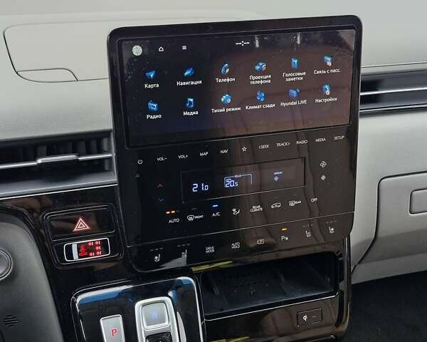 Хендай Staria 2023 у Києві на Automoto.ua Чорний Хендай Staria, об'ємом двигуна 2.2 л та пробігом 35 тис. км за 57000 $, фото 134 на Automoto.ua