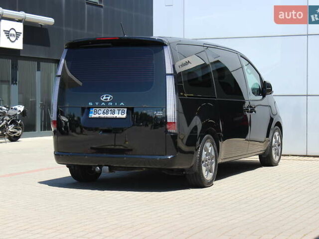 Черный Хендай Staria, объемом двигателя 2.2 л и пробегом 72 тыс. км за 45323 $, фото 15 на Automoto.ua