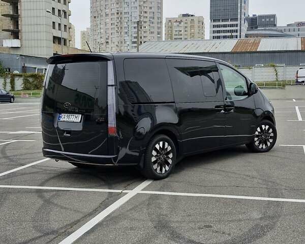Хендай Staria 2023 у Києві на Automoto.ua Чорний Хендай Staria, об'ємом двигуна 2.2 л та пробігом 35 тис. км за 57000 $, фото 9 на Automoto.ua