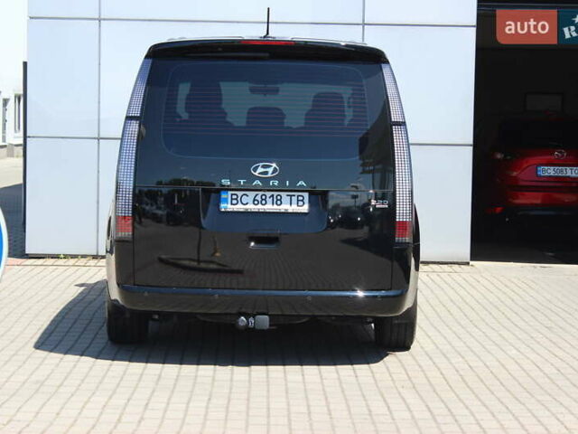 Черный Хендай Staria, объемом двигателя 2.2 л и пробегом 72 тыс. км за 45323 $, фото 16 на Automoto.ua