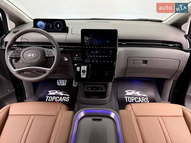 Чорний Хендай Staria, об'ємом двигуна 2.2 л та пробігом 1 тис. км за 69990 $, фото 25 на Automoto.ua