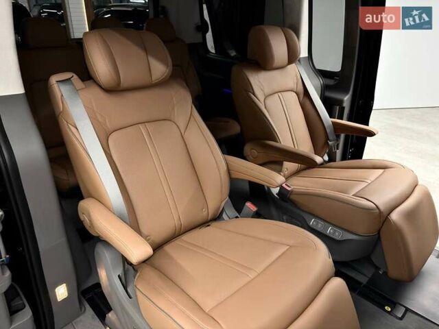 Чорний Хендай Staria, об'ємом двигуна 2.2 л та пробігом 1 тис. км за 69990 $, фото 40 на Automoto.ua