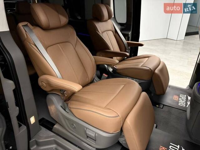 Чорний Хендай Staria, об'ємом двигуна 2.2 л та пробігом 1 тис. км за 69990 $, фото 41 на Automoto.ua