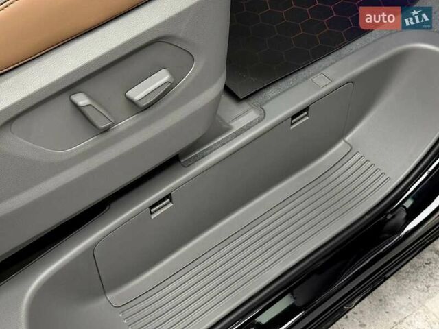 Чорний Хендай Staria, об'ємом двигуна 2.2 л та пробігом 1 тис. км за 69990 $, фото 54 на Automoto.ua