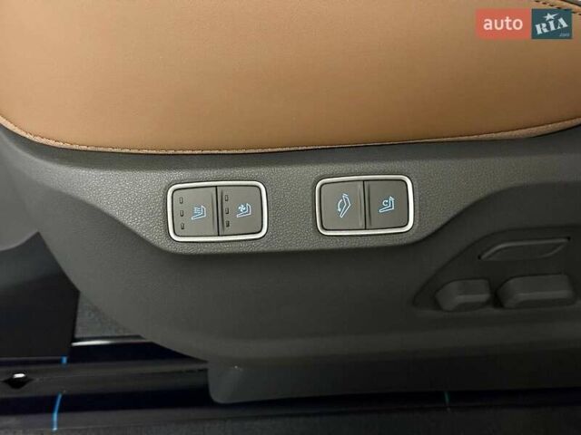 Чорний Хендай Staria, об'ємом двигуна 2.2 л та пробігом 1 тис. км за 69990 $, фото 46 на Automoto.ua