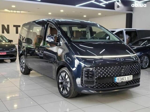 Хендай Staria, объемом двигателя 2.2 л и пробегом 2 тыс. км за 62500 $, фото 1 на Automoto.ua