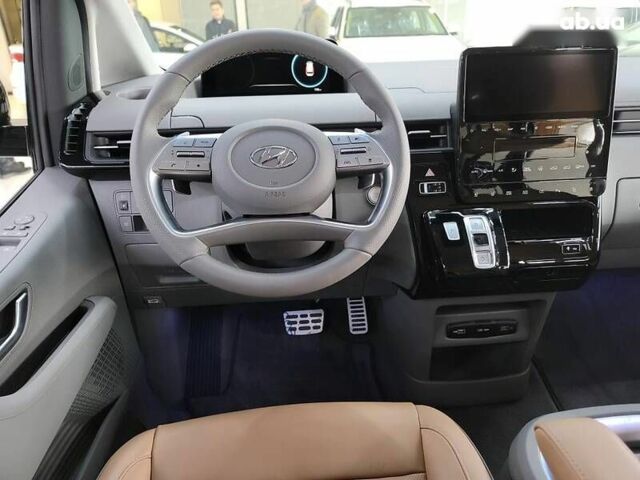 Хендай Staria, объемом двигателя 2.2 л и пробегом 2 тыс. км за 62500 $, фото 26 на Automoto.ua