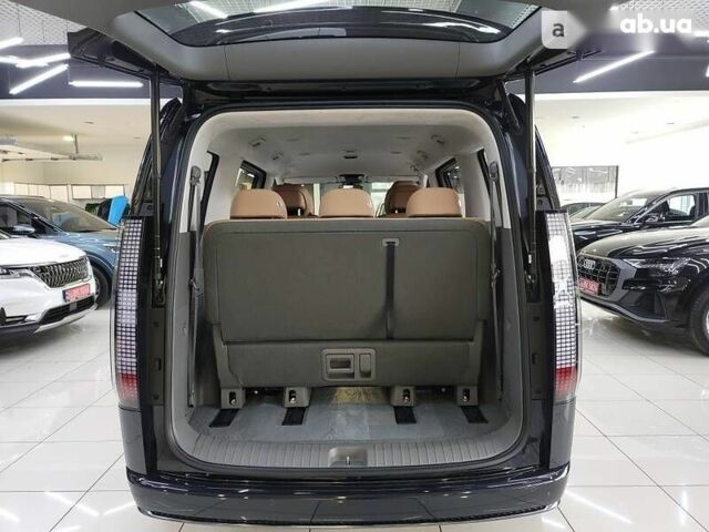 Хендай Staria, объемом двигателя 2.2 л и пробегом 2 тыс. км за 62500 $, фото 11 на Automoto.ua