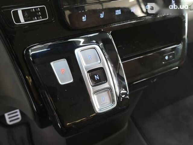 Хендай Staria, объемом двигателя 2.2 л и пробегом 2 тыс. км за 62500 $, фото 22 на Automoto.ua