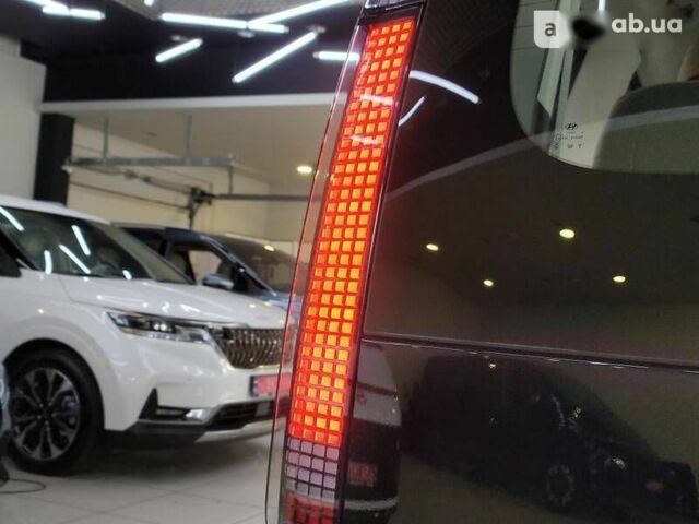 Хендай Staria, объемом двигателя 2.2 л и пробегом 2 тыс. км за 62500 $, фото 8 на Automoto.ua