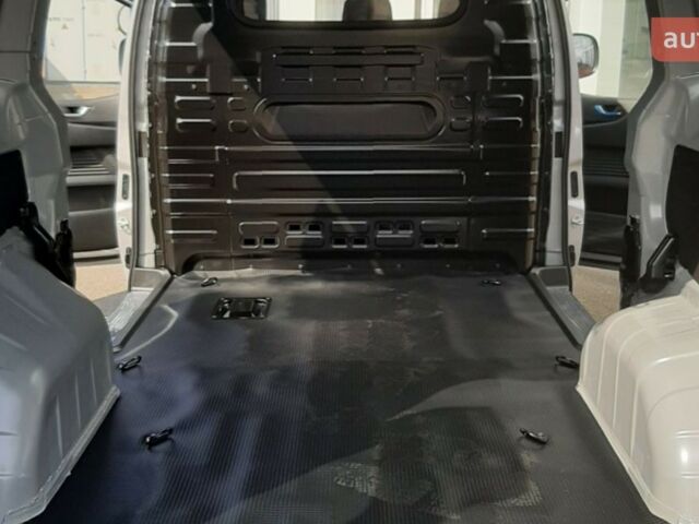 купить новое авто Хендай Staria 2023 года от официального дилера Автоберег HYUNDAI на Бальзака Хендай фото