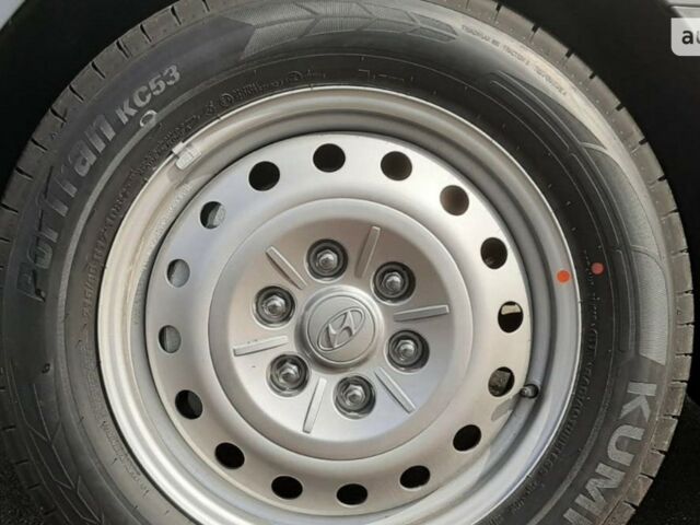 купить новое авто Хендай Staria 2023 года от официального дилера Автоберег HYUNDAI на Бальзака Хендай фото