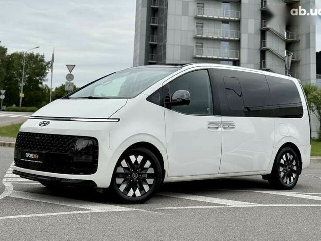 Хендай Staria, объемом двигателя 2.2 л и пробегом 98 тыс. км за 46990 $, фото 4 на Automoto.ua