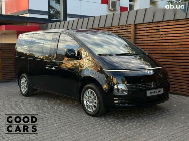 Хендай Staria, объемом двигателя 2.2 л и пробегом 13 тыс. км за 37000 $, фото 8 на Automoto.ua