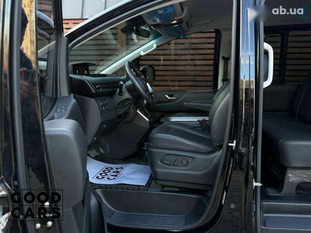 Хендай Staria, объемом двигателя 2.2 л и пробегом 13 тыс. км за 37000 $, фото 14 на Automoto.ua
