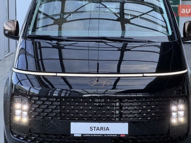 Хендай Staria, объемом двигателя 2.2 л и пробегом 0 тыс. км за 63979 $, фото 3 на Automoto.ua