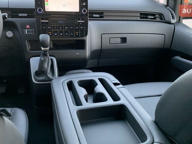 Хендай Staria, об'ємом двигуна 2.2 л та пробігом 0 тис. км за 53826 $, фото 11 на Automoto.ua