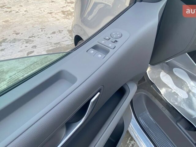 Хендай Staria, объемом двигателя 2.2 л и пробегом 0 тыс. км за 60797 $, фото 10 на Automoto.ua