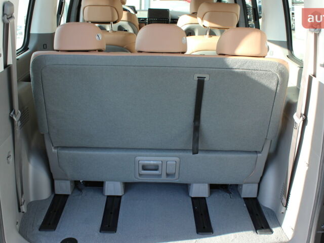 Хендай Staria, объемом двигателя 2.2 л и пробегом 0 тыс. км за 63858 $, фото 19 на Automoto.ua