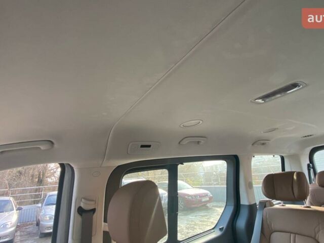 Хендай Staria, объемом двигателя 2.2 л и пробегом 0 тыс. км за 60797 $, фото 19 на Automoto.ua