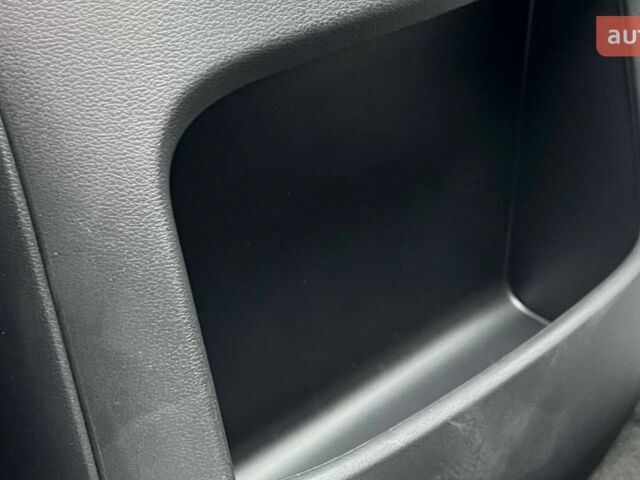 Хендай Staria, об'ємом двигуна 2.2 л та пробігом 0 тис. км за 64161 $, фото 24 на Automoto.ua