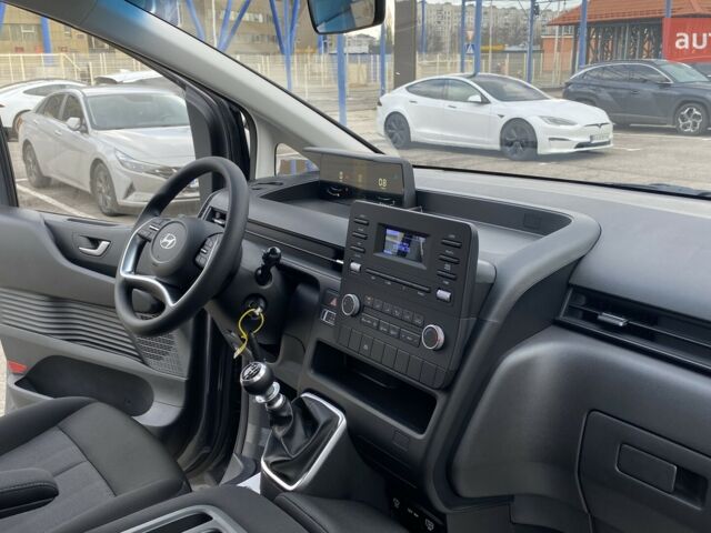 Хендай Staria, об'ємом двигуна 2.2 л та пробігом 0 тис. км за 41854 $, фото 11 на Automoto.ua