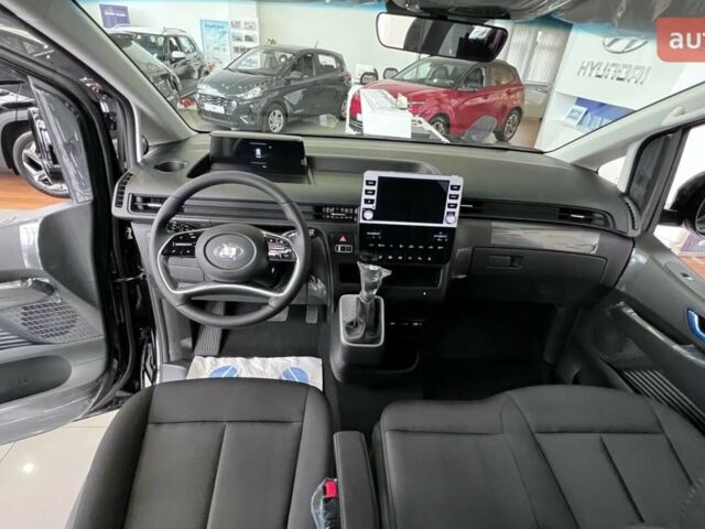 Хендай Staria 2025 у Києві на Automoto.ua Хендай Staria, об'ємом двигуна 2.2 л та пробігом 0 тис. км за 53826 $, фото 47 на Automoto.ua