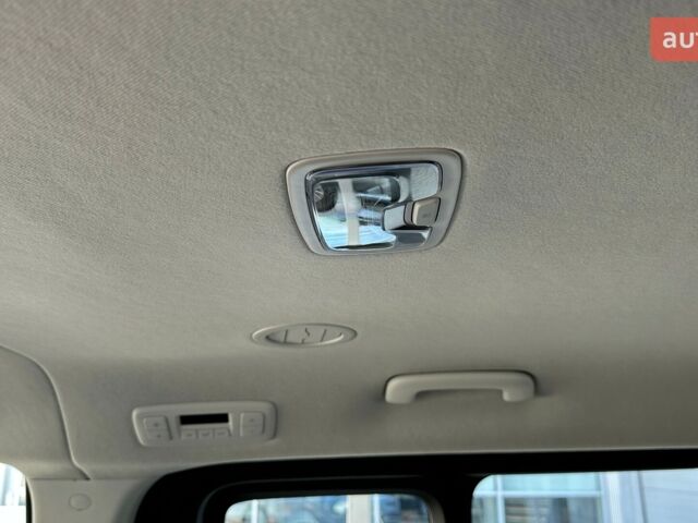 купить новое авто Хендай Staria 2025 года от официального дилера Автотрейдінг-Одеса Hyundai Хендай фото