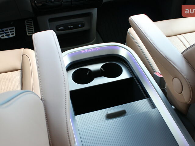 Хендай Staria, объемом двигателя 2.2 л и пробегом 0 тыс. км за 63315 $, фото 27 на Automoto.ua