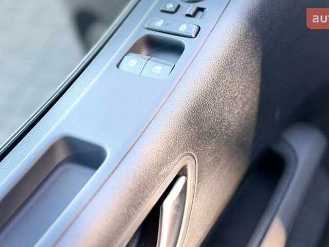 Хендай Staria, объемом двигателя 2.2 л и пробегом 0 тыс. км за 63056 $, фото 32 на Automoto.ua