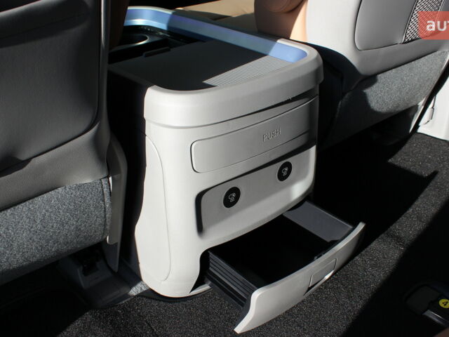 Хендай Staria, объемом двигателя 2.2 л и пробегом 0 тыс. км за 63858 $, фото 49 на Automoto.ua