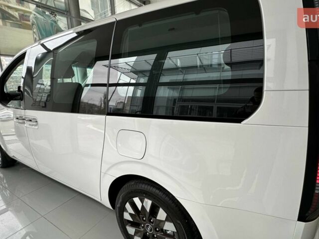 Хендай Staria, объемом двигателя 2.2 л и пробегом 0 тыс. км за 62591 $, фото 7 на Automoto.ua
