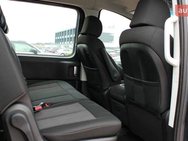 Хендай Staria, об'ємом двигуна 2.2 л та пробігом 0 тис. км за 48002 $, фото 24 на Automoto.ua