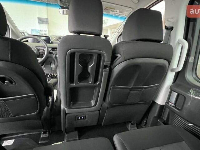 Хендай Staria, объемом двигателя 2.2 л и пробегом 0 тыс. км за 53790 $, фото 20 на Automoto.ua