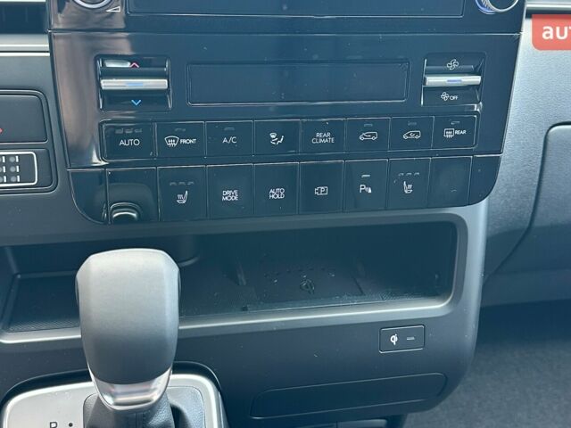 купить новое авто Хендай Staria 2025 года от официального дилера Автотрейдінг-Одеса Hyundai Хендай фото