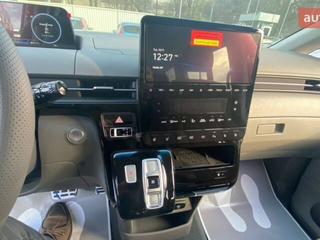 Хендай Staria, объемом двигателя 2.2 л и пробегом 0 тыс. км за 60797 $, фото 15 на Automoto.ua