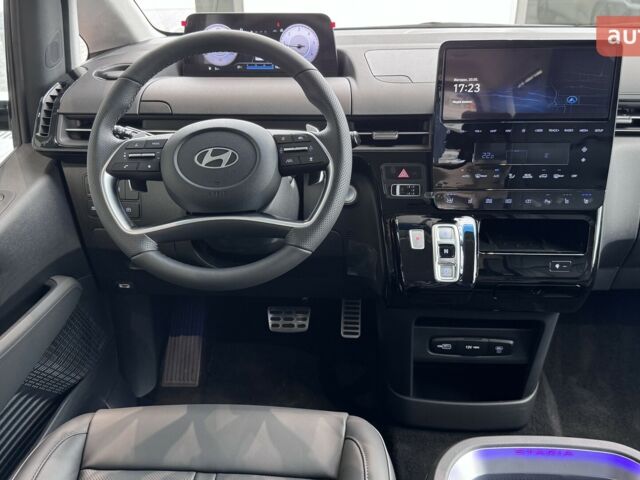 Хендай Staria, об'ємом двигуна 2.2 л та пробігом 0 тис. км за 64103 $, фото 37 на Automoto.ua