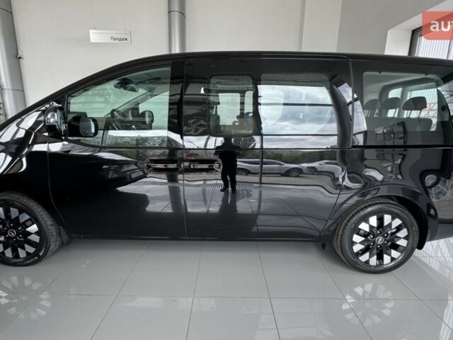 Хендай Staria 2025 в Харькове на Automoto.ua Хендай Staria, объемом двигателя 2.2 л и пробегом 0 тыс. км за 61390 $, фото 1 на Automoto.ua