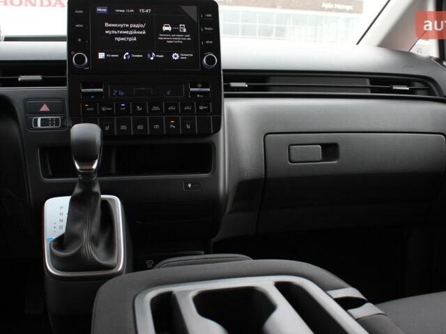 Хендай Staria, об'ємом двигуна 2.2 л та пробігом 0 тис. км за 48002 $, фото 29 на Automoto.ua