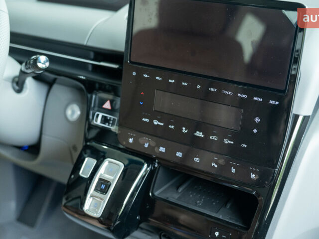 Хендай Staria, объемом двигателя 2.2 л и пробегом 0 тыс. км за 62692 $, фото 9 на Automoto.ua