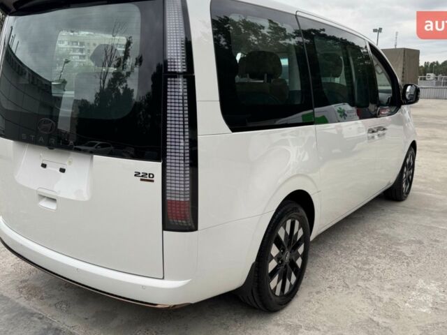 Хендай Staria, объемом двигателя 2.2 л и пробегом 0 тыс. км за 62200 $, фото 2 на Automoto.ua