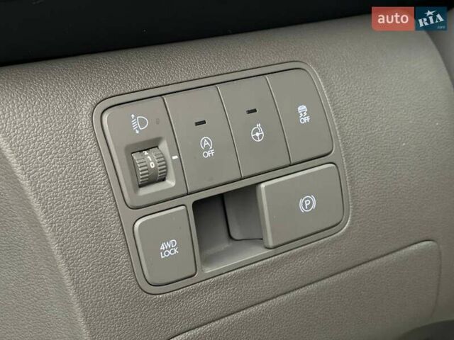 Серый Хендай Staria, объемом двигателя 2.2 л и пробегом 20 тыс. км за 60000 $, фото 18 на Automoto.ua