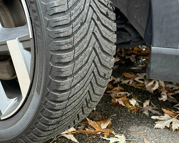 Білий Хендай Venue, об'ємом двигуна 1.59 л та пробігом 145 тис. км за 15300 $, фото 27 на Automoto.ua