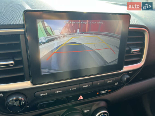 Белый Хендай Venue, объемом двигателя 1.59 л и пробегом 142 тыс. км за 16500 $, фото 16 на Automoto.ua