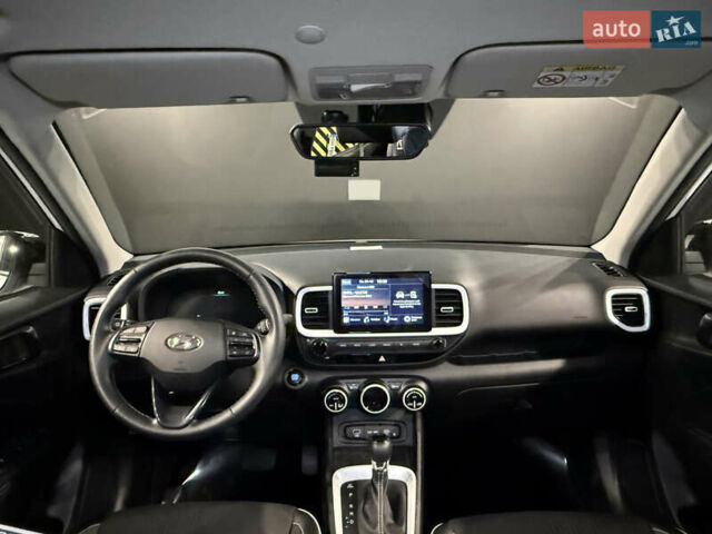 Белый Хендай Venue, объемом двигателя 1.6 л и пробегом 7 тыс. км за 22500 $, фото 25 на Automoto.ua