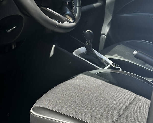 Белый Хендай Venue, объемом двигателя 1.6 л и пробегом 7 тыс. км за 24870 $, фото 10 на Automoto.ua